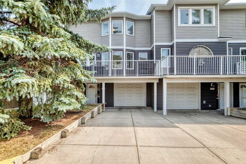 357 Regal Park Ne, Calgary, AB - Outdoor With Deck Patio Veranda