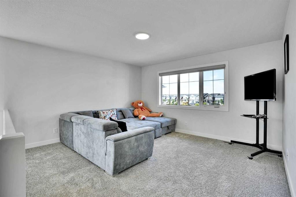 45 Dawson Gardens, Chestermere, AB - Indoor