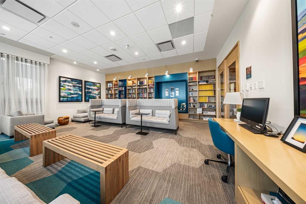 105-2231 Mahogany Boulevard Se, Calgary, AB - Indoor Photo Showing Office