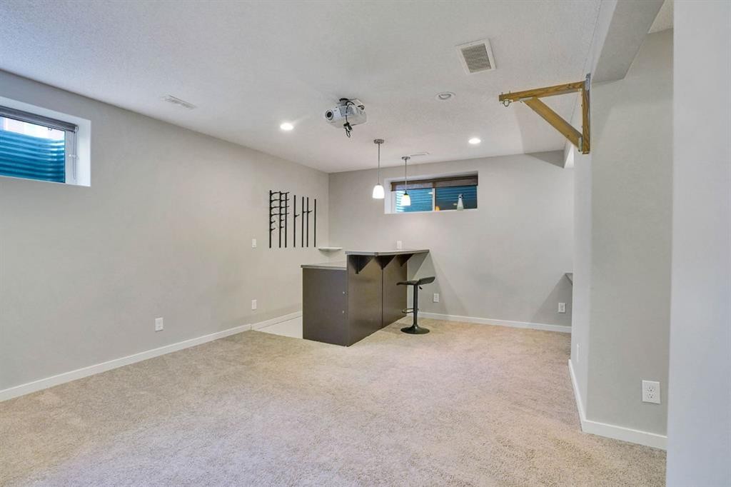531 Evansborough Way Nw, Calgary, AB - Indoor