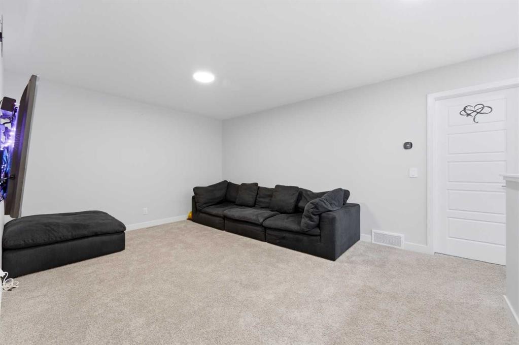 51 Setonstone Row Se, Calgary, AB - Indoor