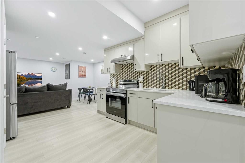 51 Setonstone Row Se, Calgary, AB - Indoor