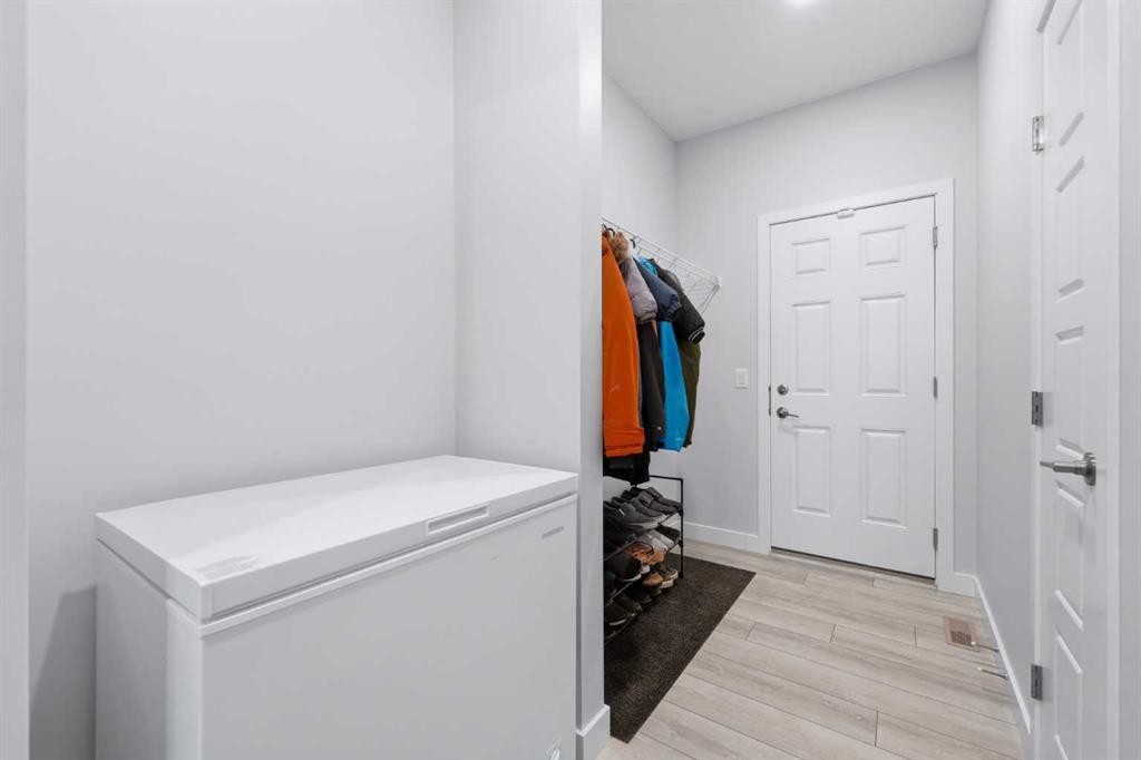 51 Setonstone Row Se, Calgary, AB - Indoor