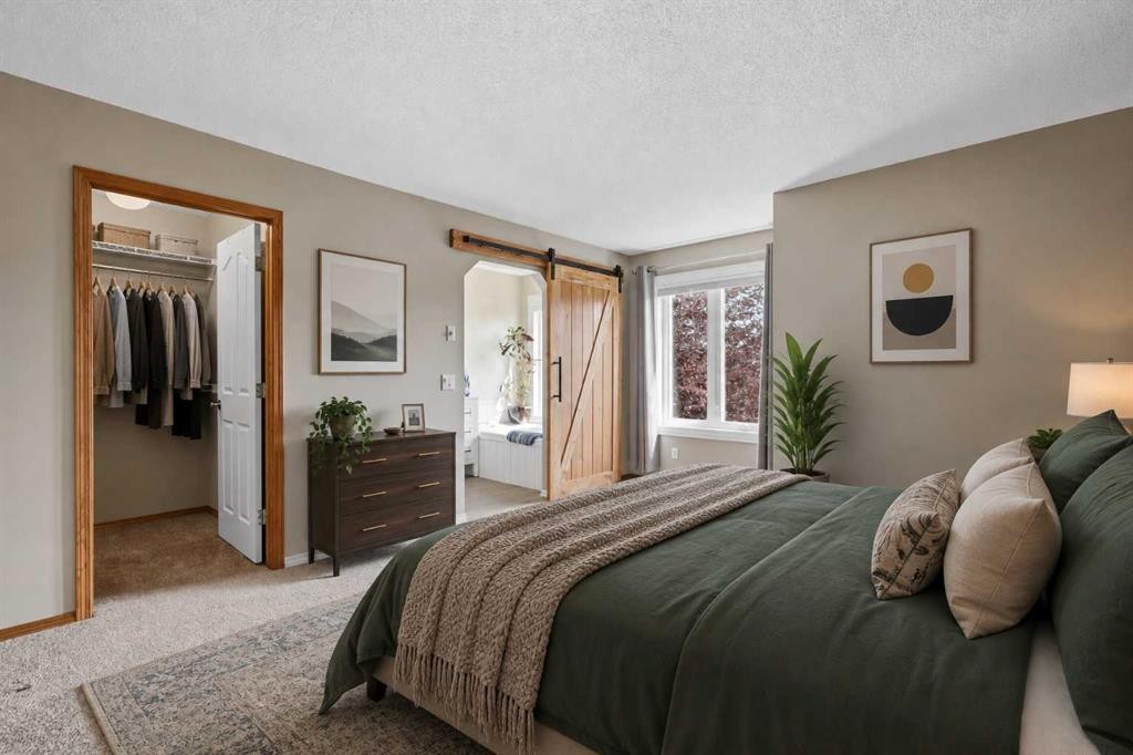 142 Riverview Circle Se, Calgary, AB - Indoor Photo Showing Bedroom