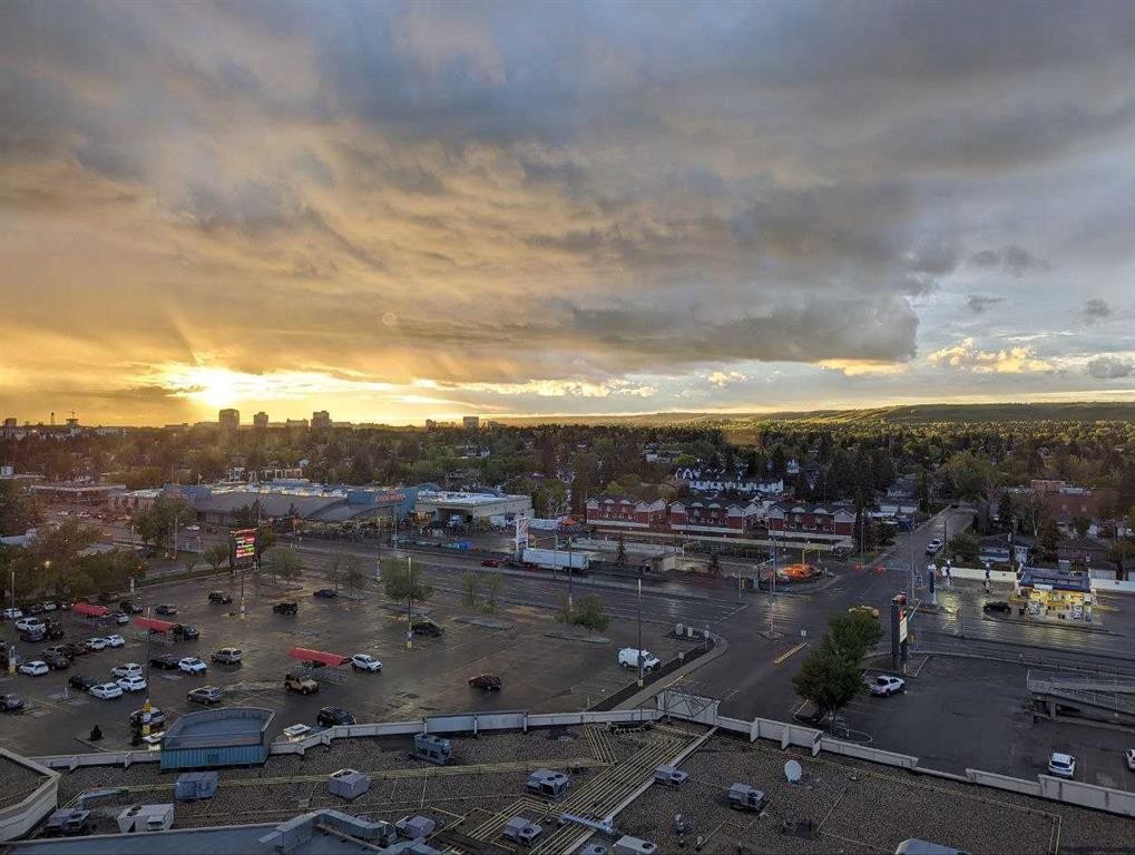 705-1726 14 Avenue Nw, Calgary, AB - Outdoor With View