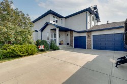 402 Fairways Mews NWAirdrie, AB T4B 2W9