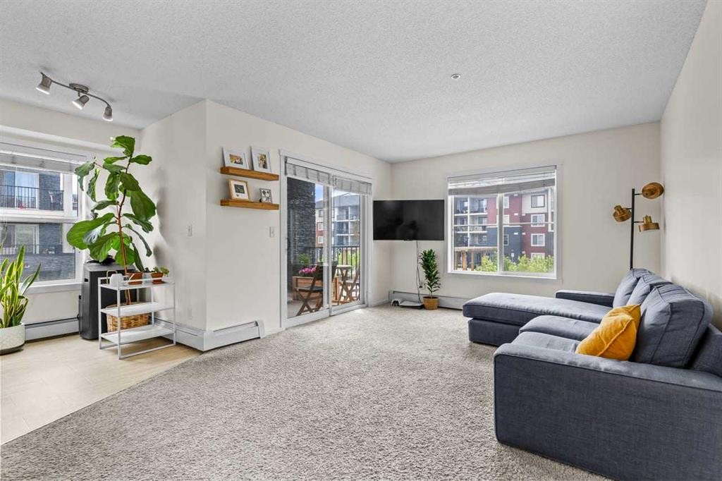 2201-81 Legacy Boulevard Se, Calgary, AB - Indoor Photo Showing Other Room