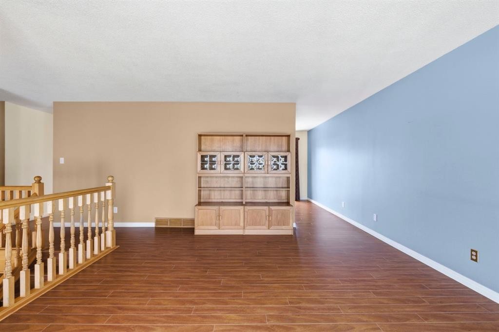 160 Marbrooke Circle Ne, Calgary, AB - Indoor Photo Showing Other Room