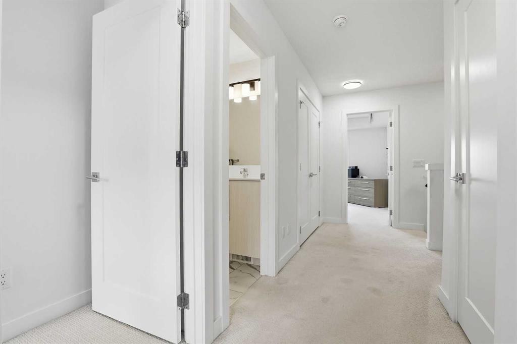 154 Merganser Drive West, Chestermere, AB - Indoor Photo Showing Other Room