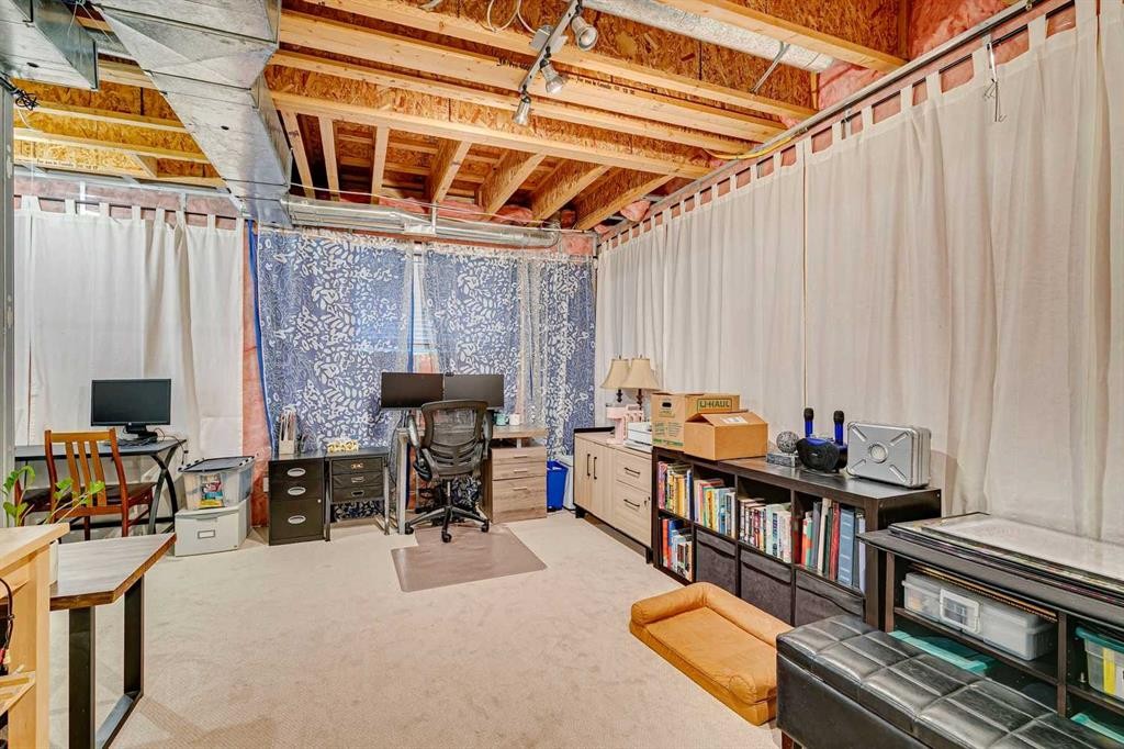 4008 Garrison Boulevard Sw, Calgary, AB - Indoor Photo Showing Basement