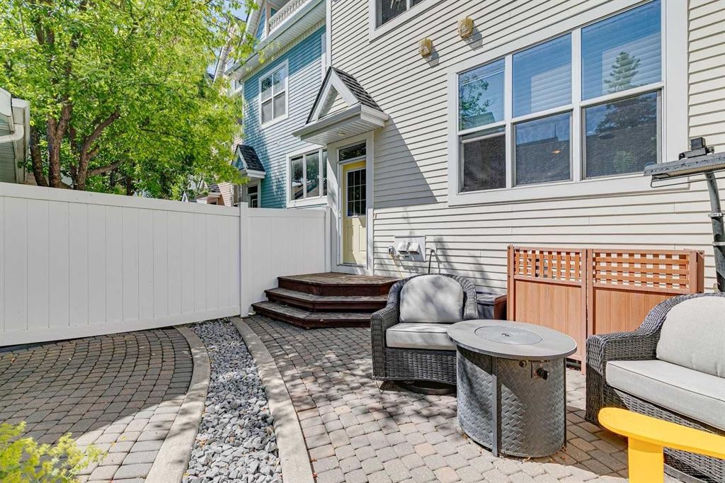 4008 Garrison Boulevard Sw, Calgary, AB - Outdoor With Deck Patio Veranda With Exterior
