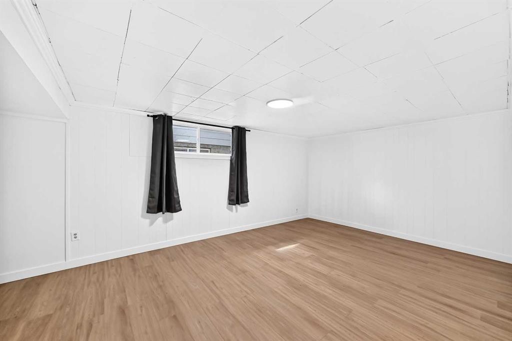 311 72 Avenue Ne, Calgary, AB - Indoor Photo Showing Other Room