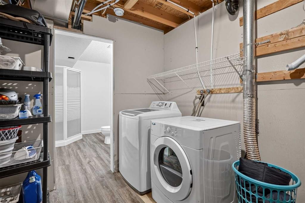 113 Mt Lorette Place Se, Calgary, AB - Indoor Photo Showing Laundry Room