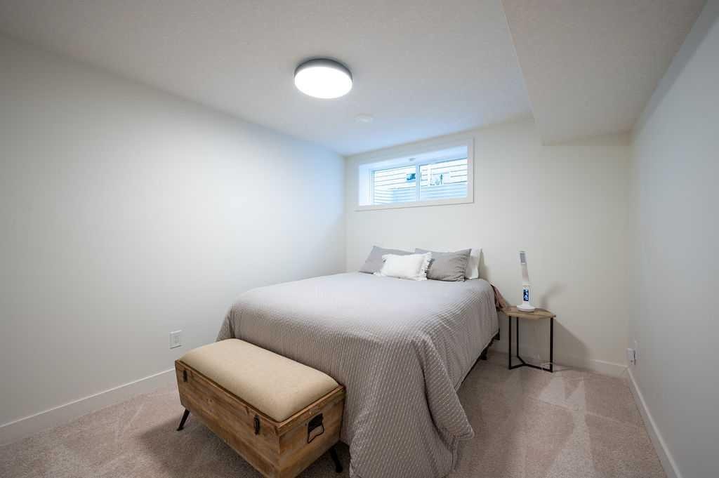 21 Chaparral Valley Court Se, Calgary, AB - Indoor Photo Showing Bedroom