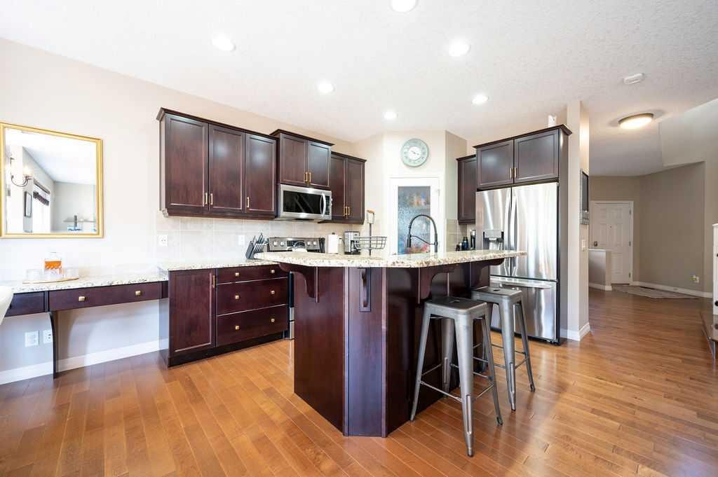 21 Chaparral Valley Court Se, Calgary, AB - Indoor Photo Showing Kitchen With Stainless Steel Kitchen With Upgraded Kitchen