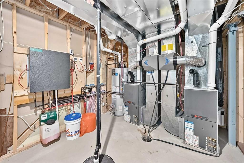 63 Royal Birch Point Nw, Calgary, AB - Indoor Photo Showing Basement