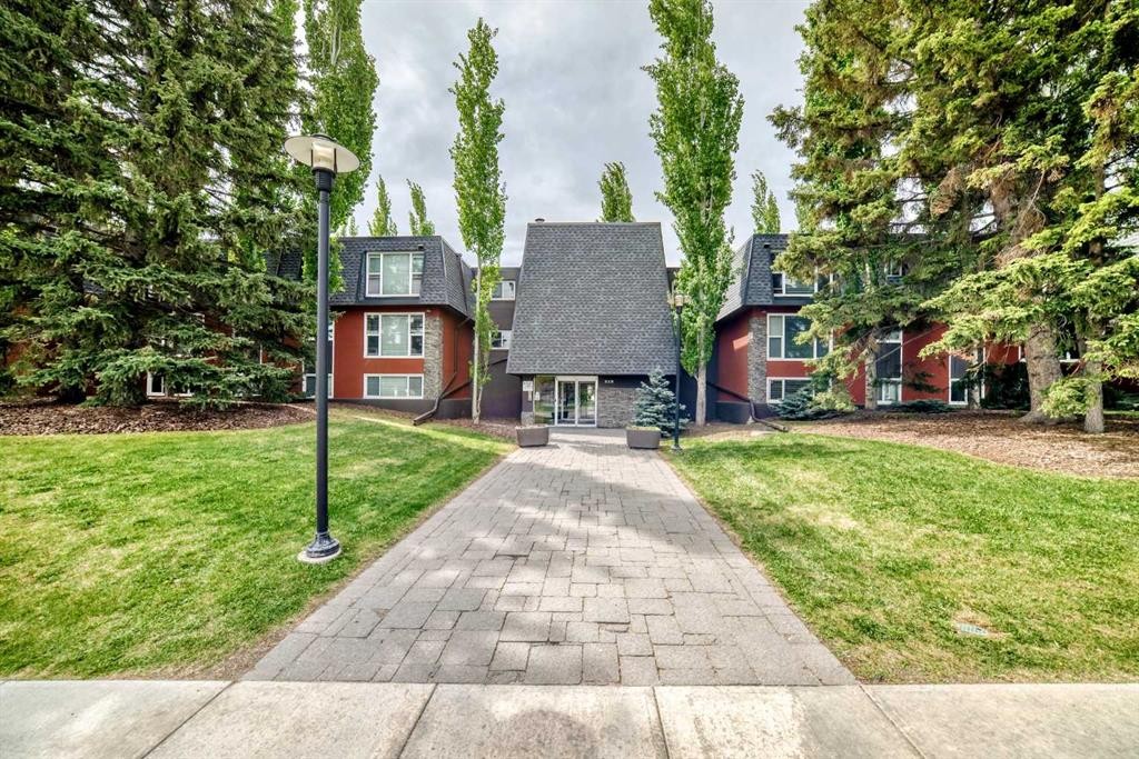 112-315 50 Avenue Sw, Calgary, AB - Outdoor