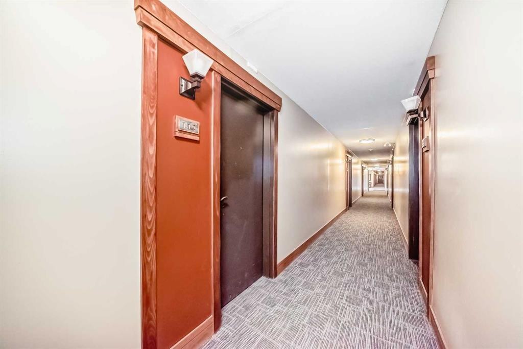 112-315 50 Avenue Sw, Calgary, AB - Indoor Photo Showing Other Room