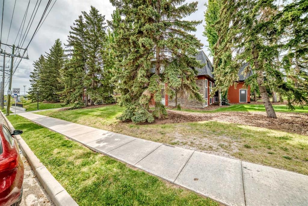 112-315 50 Avenue Sw, Calgary, AB - Outdoor
