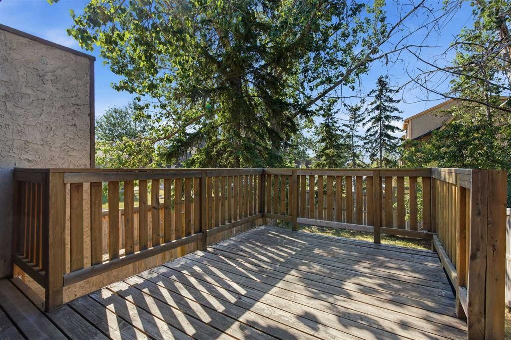 7003 Ranchero Road Nw, Calgary, AB - Outdoor With Deck Patio Veranda