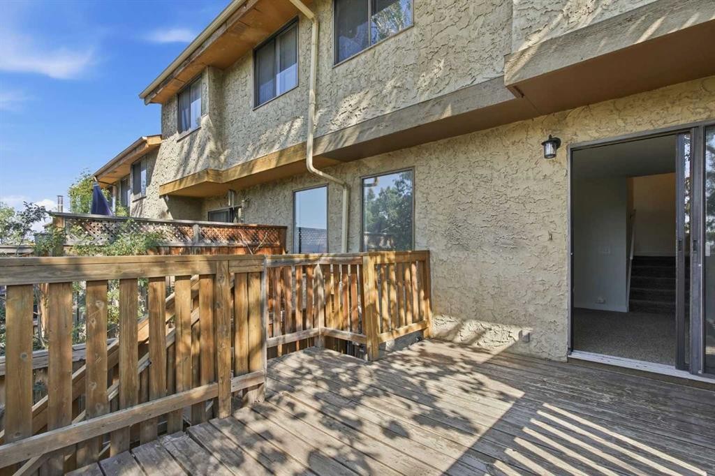 7003 Ranchero Road Nw, Calgary, AB - Outdoor With Deck Patio Veranda With Exterior