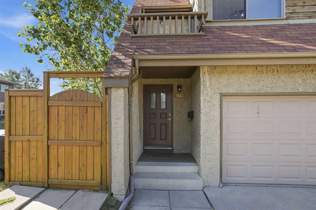 7003 Ranchero Road Nw, Calgary, AB - Outdoor With Exterior