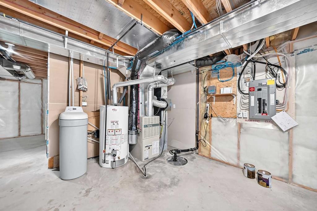 171 Oakmere Green, Chestermere, AB - Indoor Photo Showing Basement