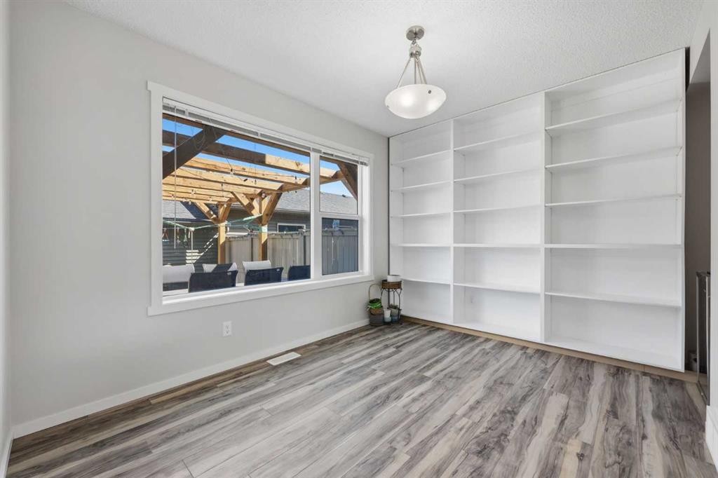 93 Sunvalley Road, Cochrane, AB - Indoor Photo Showing Other Room