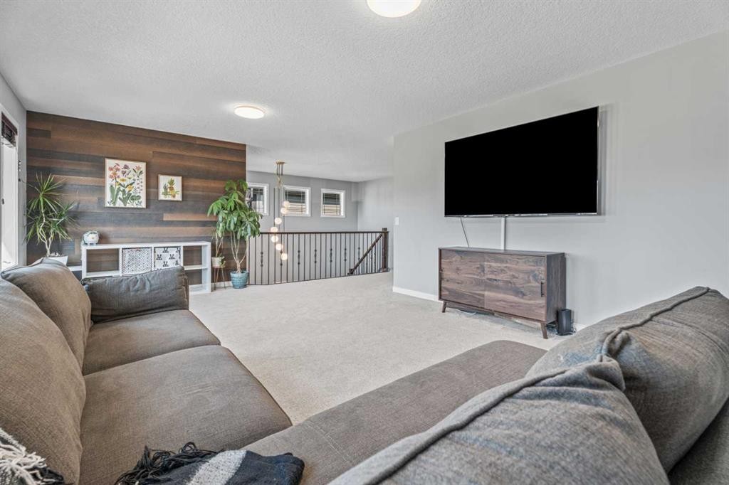 6 Storm Mountain Place, Okotoks, AB - Indoor Photo Showing Other Room