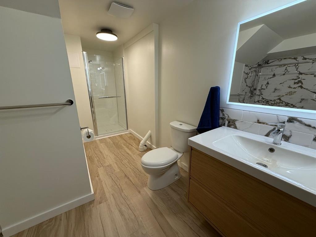 621088 Rge Rd 53 Ne, Fort Assiniboine, AB - Indoor Photo Showing Bathroom