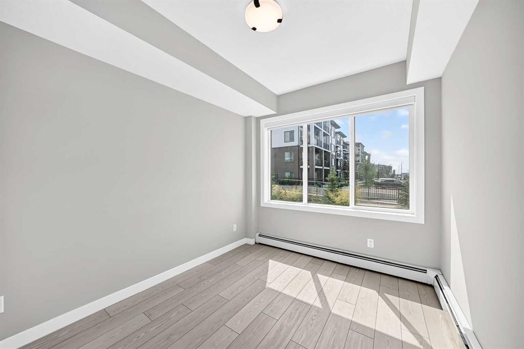 2110-6 Merganser Drive West, Chestermere, AB - Indoor Photo Showing Other Room