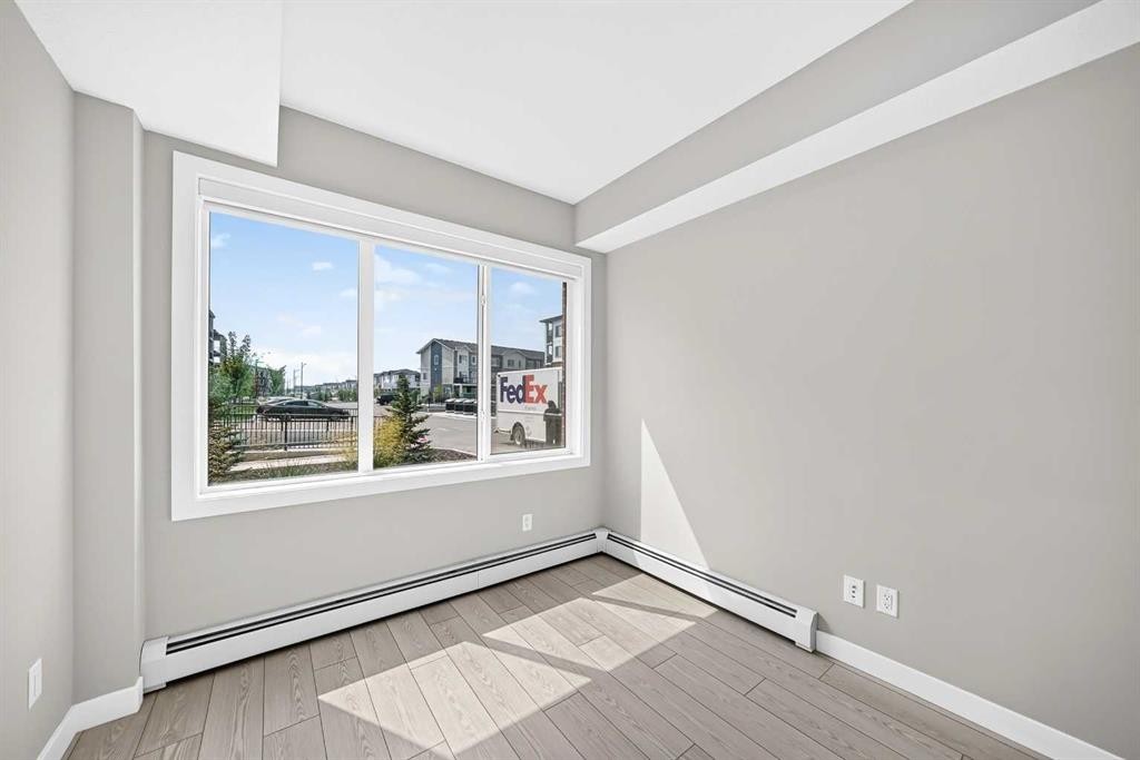 2110-6 Merganser Drive West, Chestermere, AB - Indoor Photo Showing Other Room