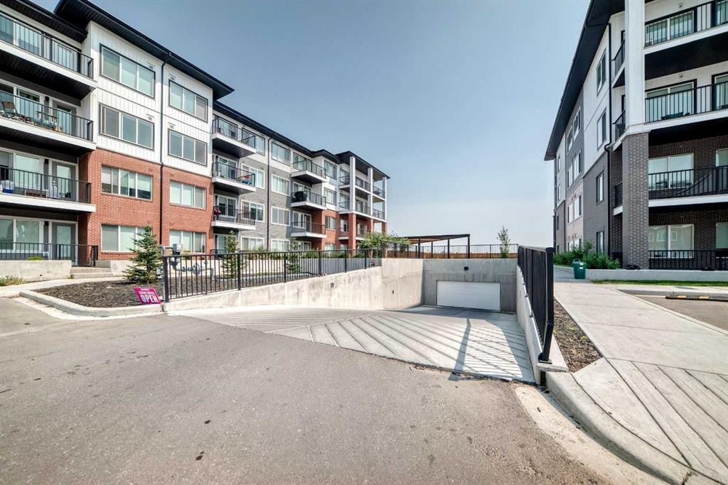 2110-6 Merganser Drive West, Chestermere, AB - Outdoor