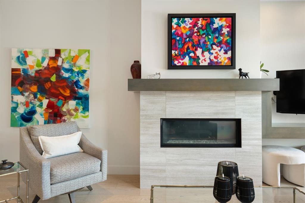 2014 48 Avenue Sw, Calgary, AB - Indoor Photo Showing Living Room With Fireplace