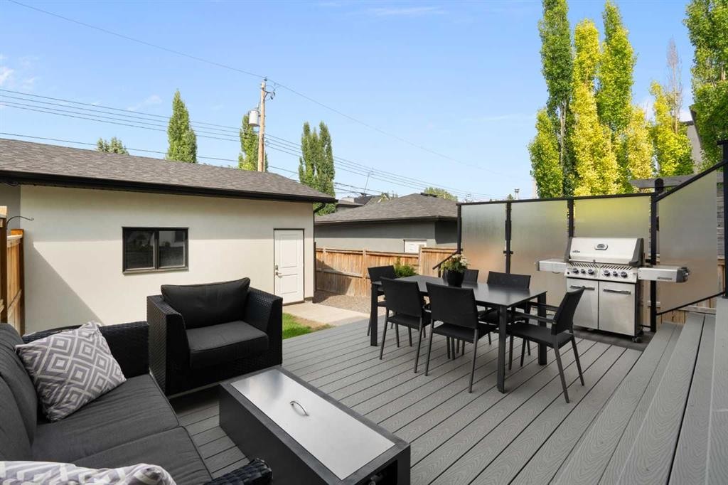 2014 48 Avenue Sw, Calgary, AB - Outdoor With Deck Patio Veranda With Exterior