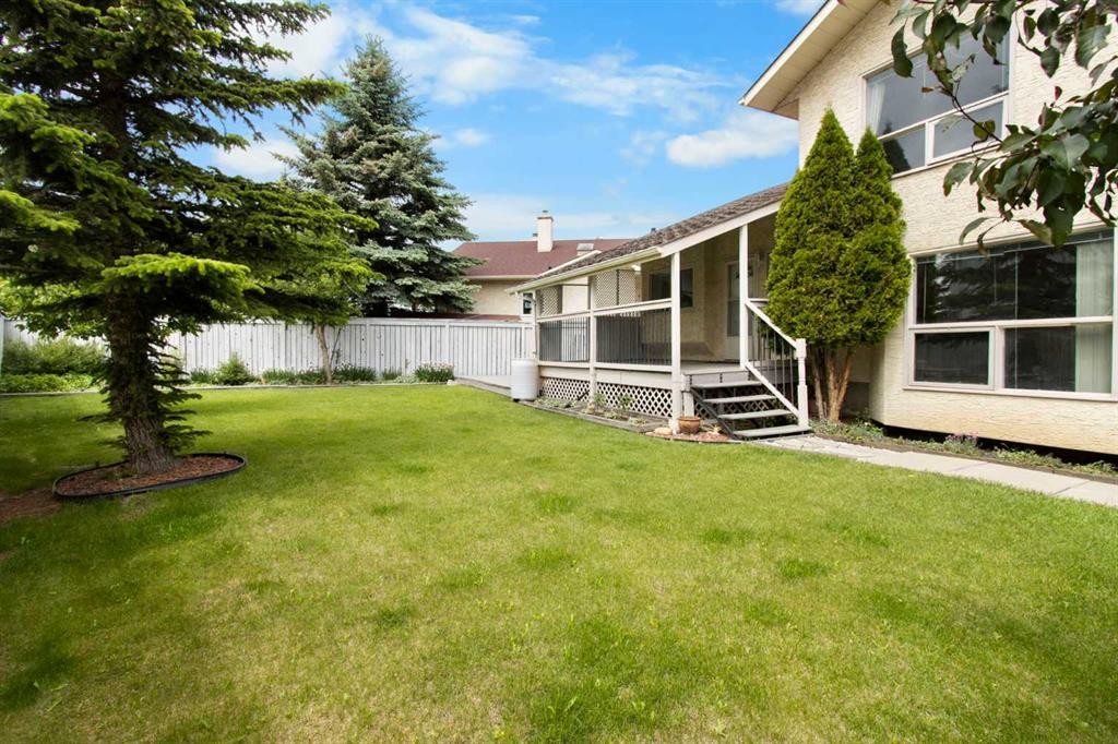 32 Del Rio Place Ne, Calgary, AB - Outdoor