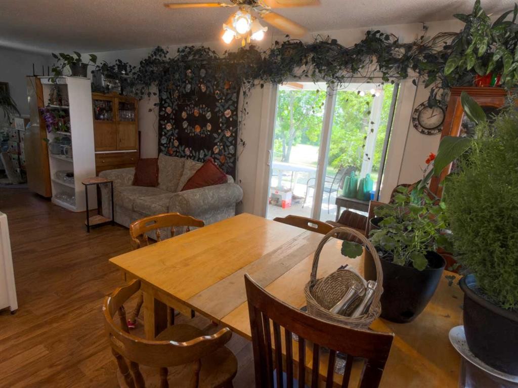 283036 Range Road 202, Rural Kneehill County, AB - Indoor