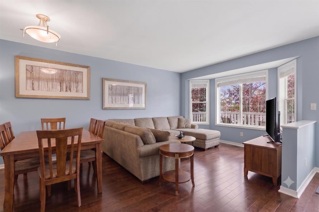 140 Hidden Point Nw, Calgary, AB - Indoor