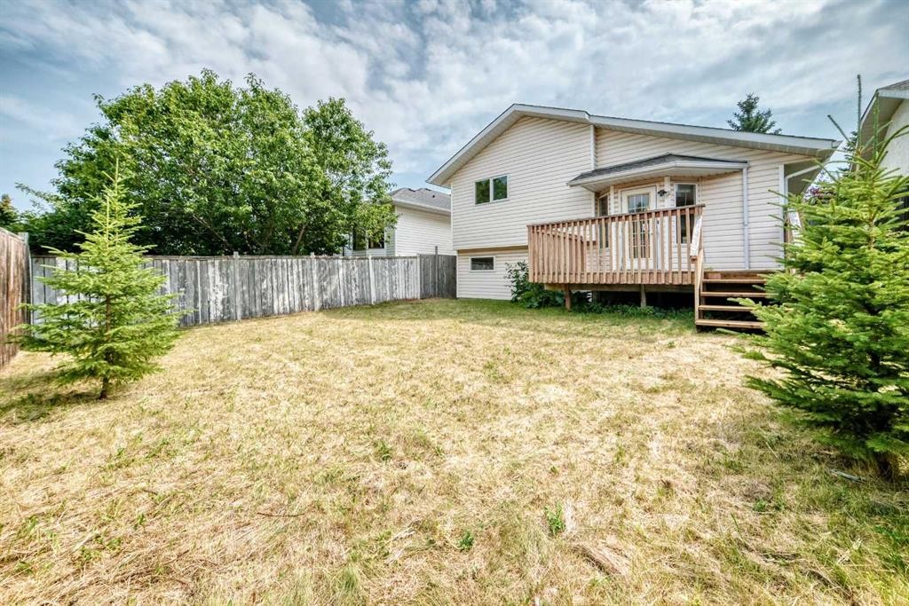 396 Hawkstone Drive Nw, Calgary, AB - Outdoor With Deck Patio Veranda
