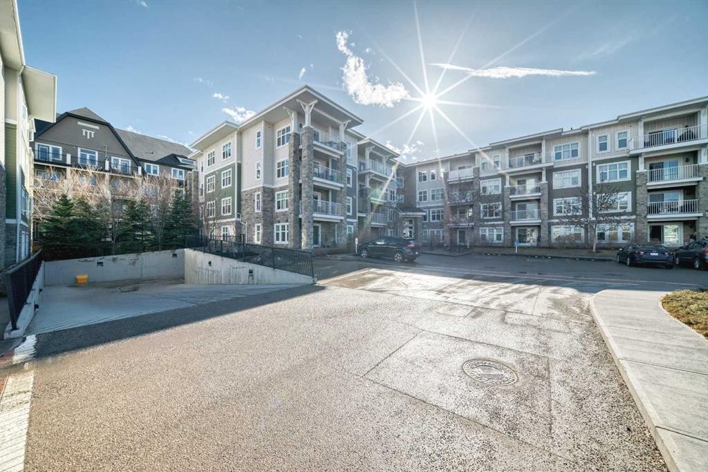 3313-11 Mahogany Row Se, Calgary, AB - Outdoor With Balcony With Facade