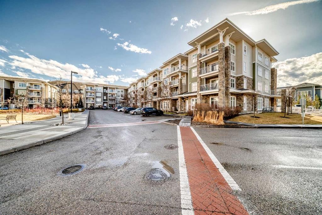 3313-11 Mahogany Row Se, Calgary, AB - Outdoor With Balcony With Facade
