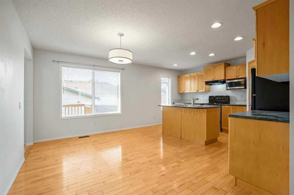 179 Prestwick Drive Se, Calgary, AB
