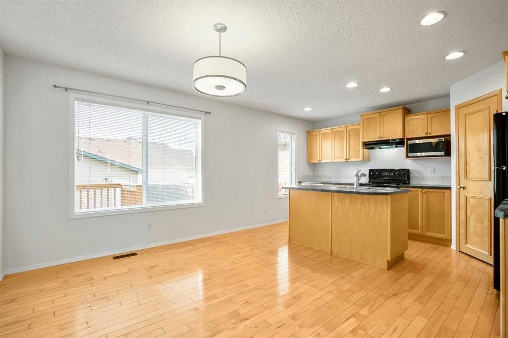 179 Prestwick Drive Se, Calgary, AB