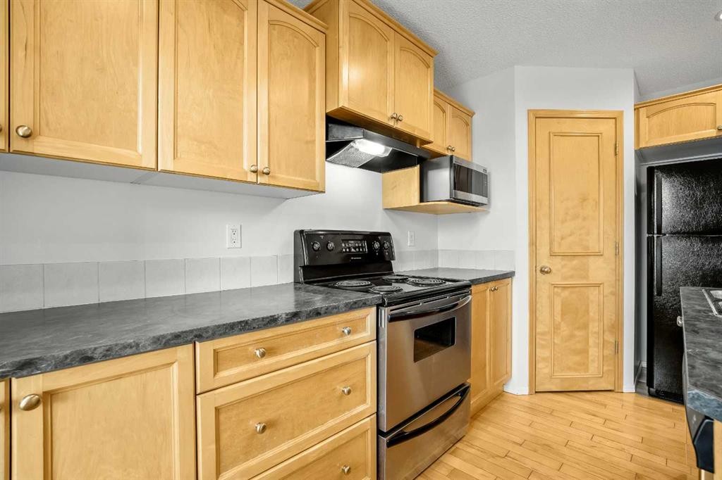 179 Prestwick Drive Se, Calgary, AB