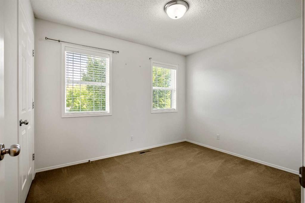 179 Prestwick Drive Se, Calgary, AB