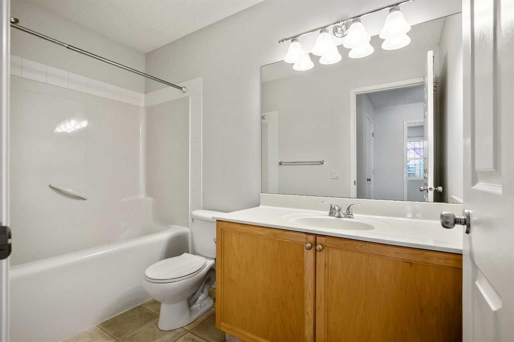 179 Prestwick Drive Se, Calgary, AB