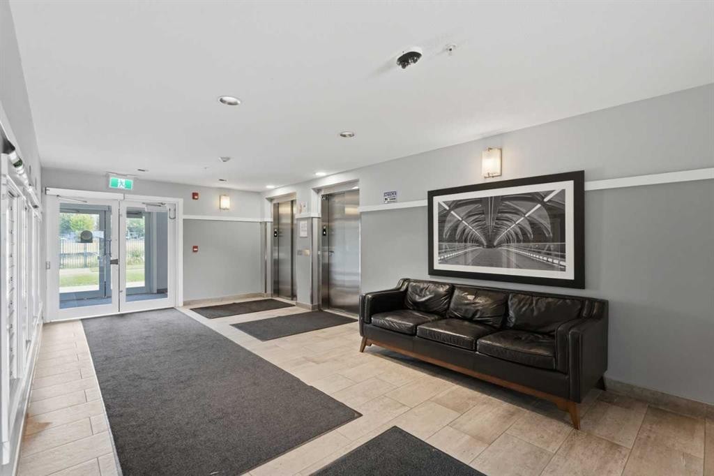 413-20 Seton Park Se, Calgary, AB - Indoor Photo Showing Other Room