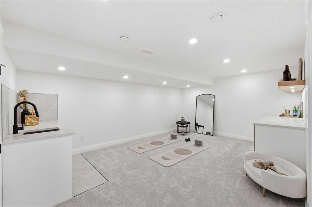 3375 Breton Close Nw, Calgary, AB - Indoor