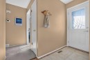 172 Queensland Road Se, Calgary, AB 