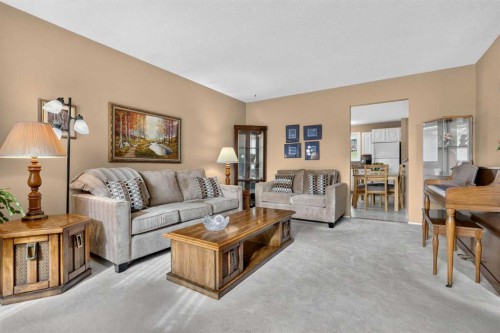 172 Queensland Road Se, Calgary, AB 